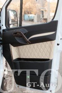 Pereoborudovanie-turisticheskogo-avtobusa-Mercedes-5 - IMG_3344-1.jpg