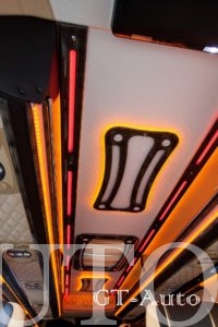 Pereoborudovanie-turisticheskogo-avtobusa-Mercedes-5 - IMG_3357.jpg