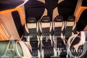 Pereoborudovanie-turisticheskogo-avtobusa-Mercedes-5 - IMG_3367.jpg