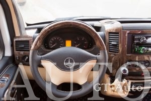 Pereoborudovanie-turisticheskogo-avtobusa-Mercedes-5 - IMG_3389.jpg